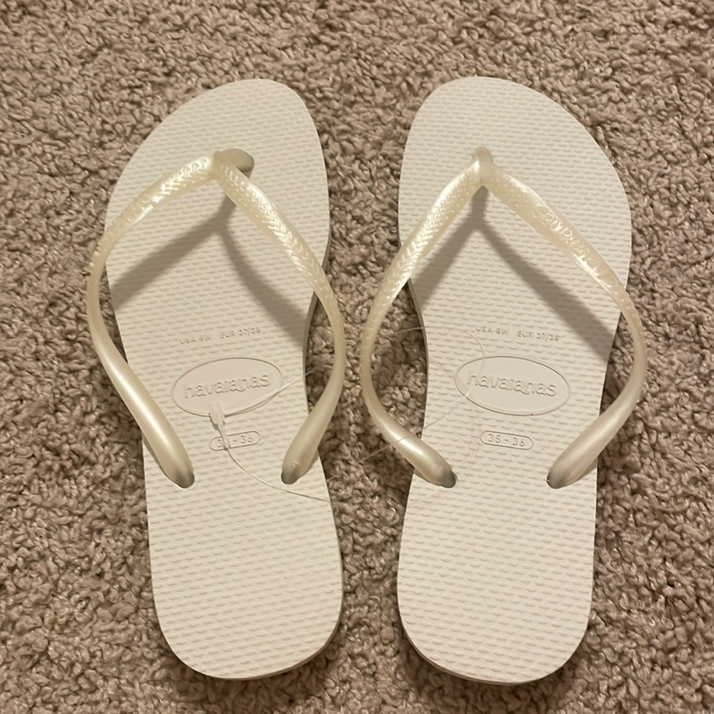 NWT Havaianas